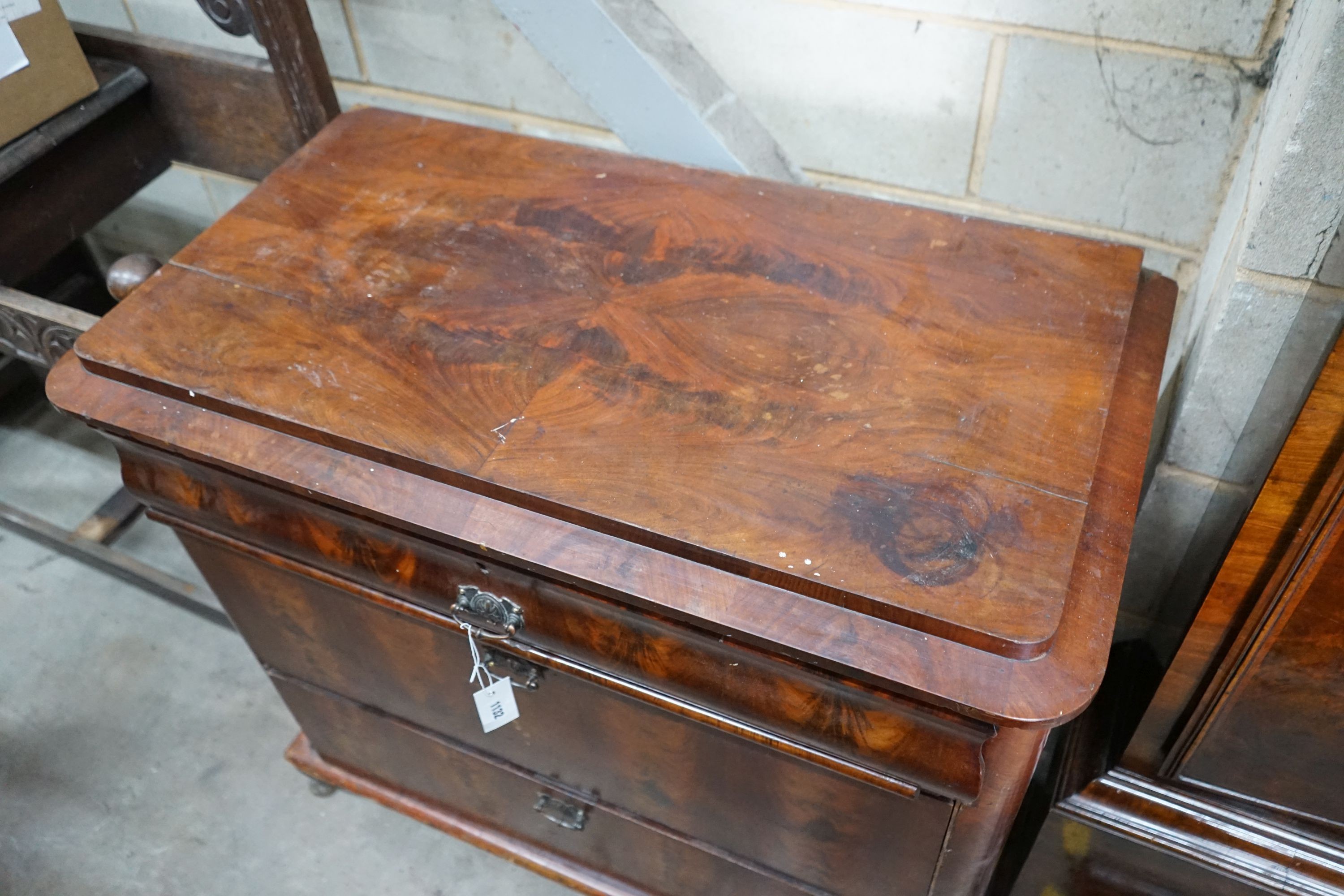 A 19th century French mahogany commode, width 94cm, depth 50cm, height 86cm